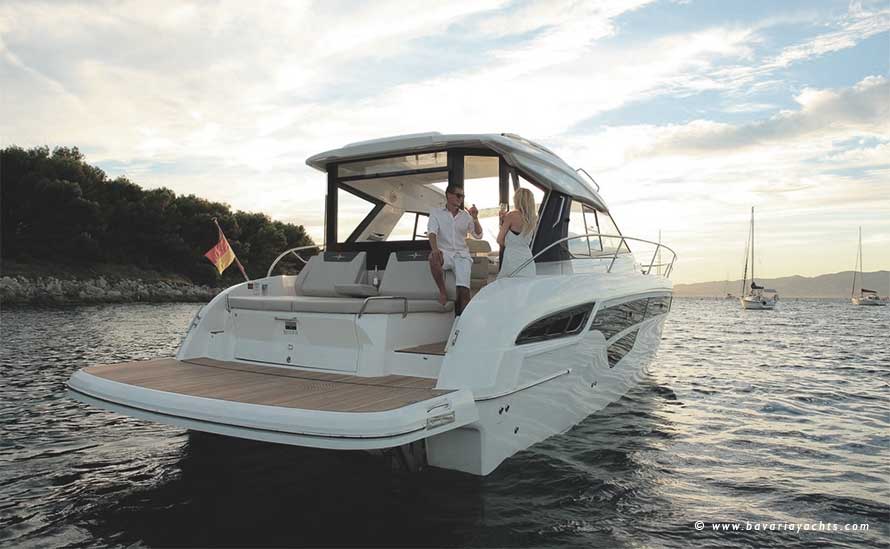 Yachtcharter Bavaria S45